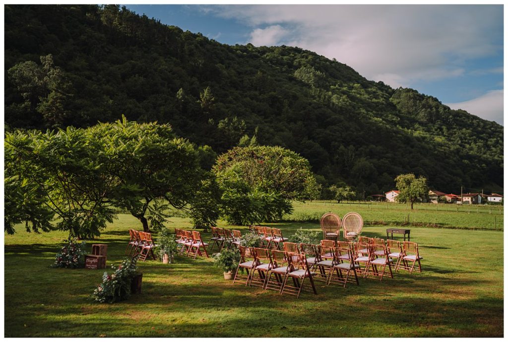 Ceremonia de boda al aire libre en Asturias Palacio de Agüera