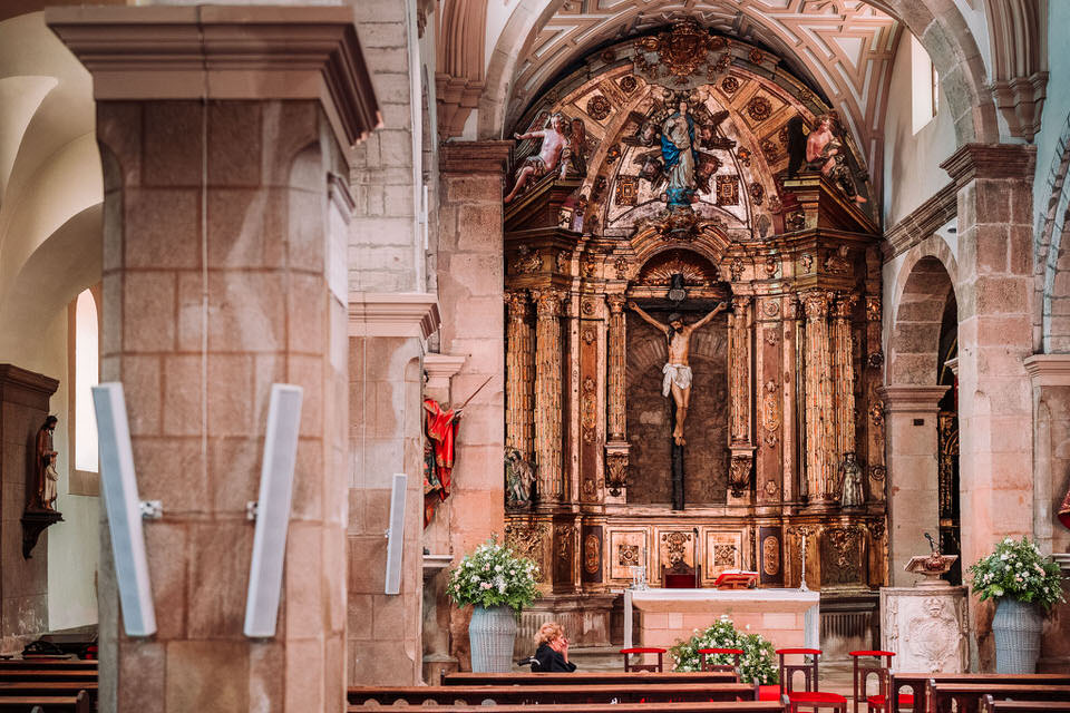Ceremonia de boda Iglesia de San Tirso Oviedo
