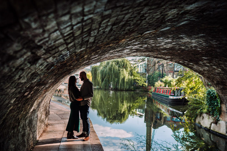 Engagement Session in London: Discovering the Hidden Gem of Regent’s Canal